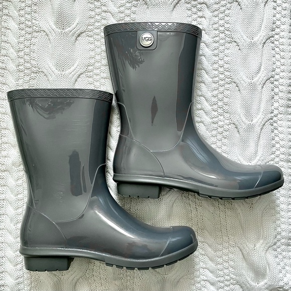 UGG Shoes - UGG Sienna Gray Rain Boots Waterproof Rubber Mid-Calf Boots Size 9